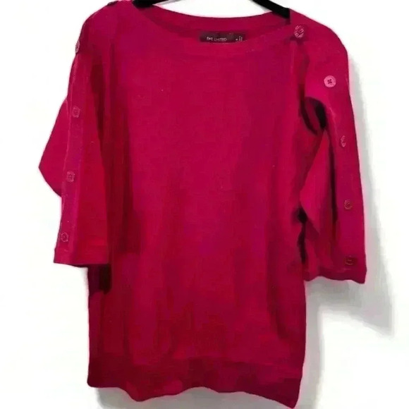 The Limited Women's maroon Button Shoulder Knit Sweater Size Medium - Picture 1 of 8
